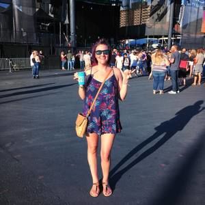 Meet your Posher, Christy